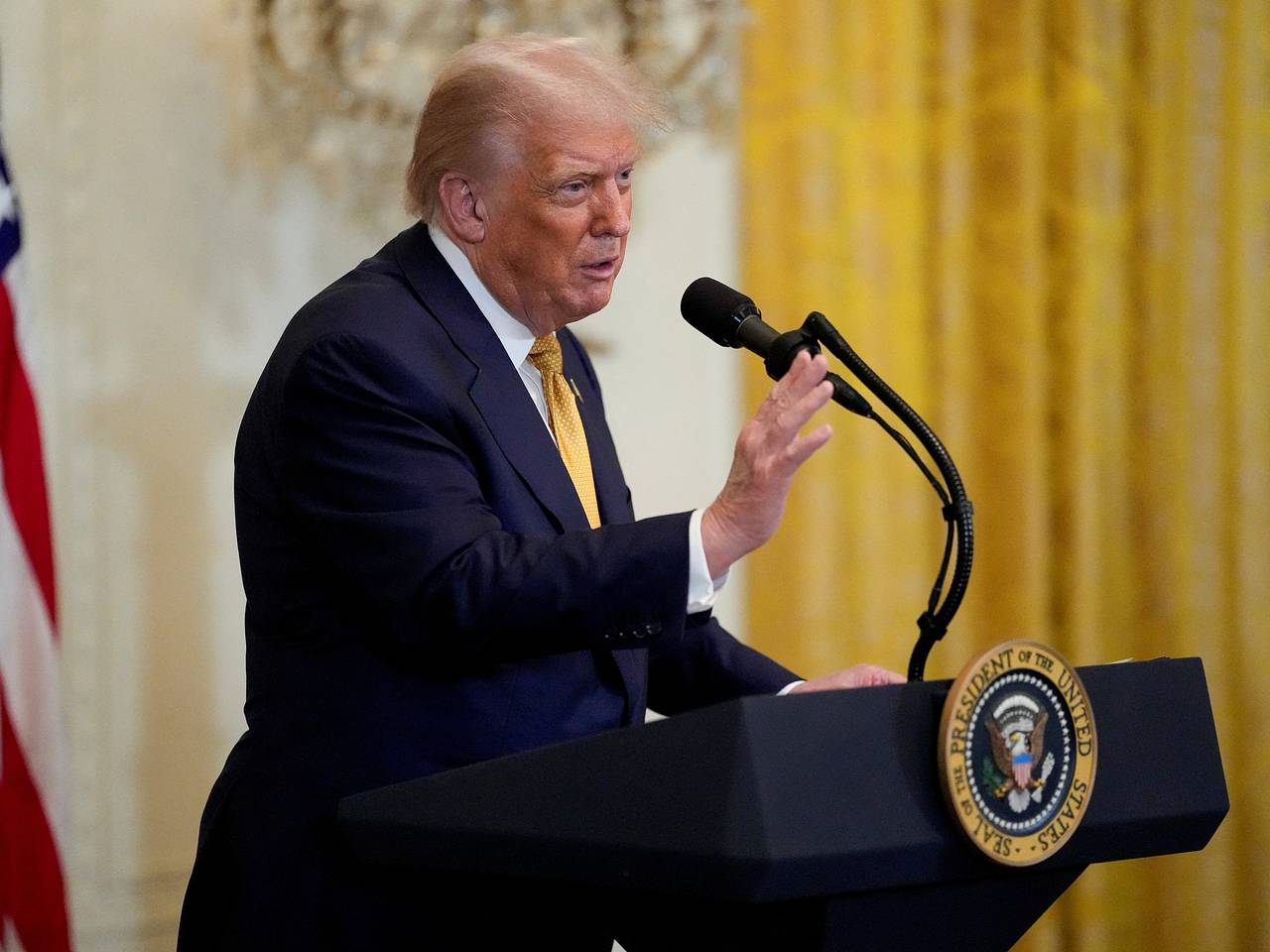 Трампа обвинили в использовании мигрантов как валюты