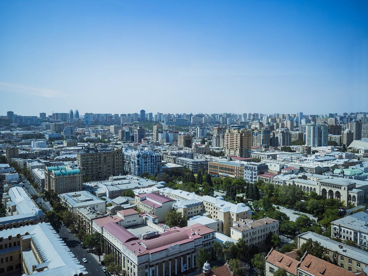 Россияне пожаловались на применение к ним насилия в Азербайджане