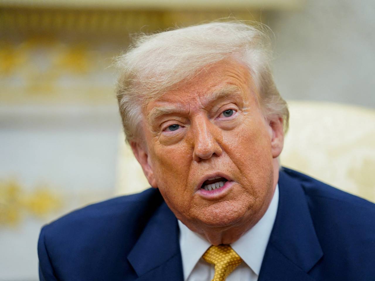 Трамп ответил на публикацию его письма Эпштейну