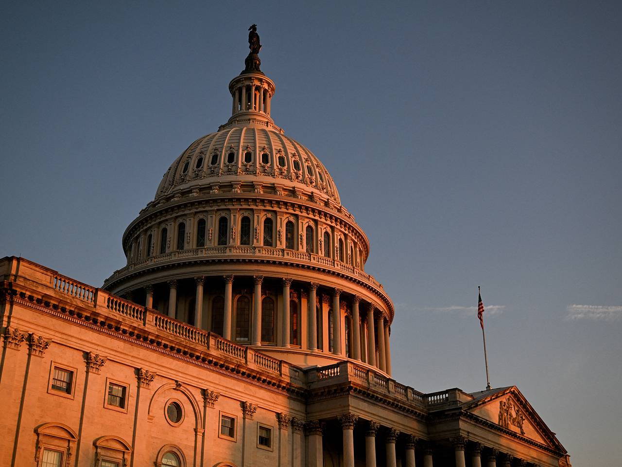 Раскрыта судьба «сокрушительных санкций» США против России