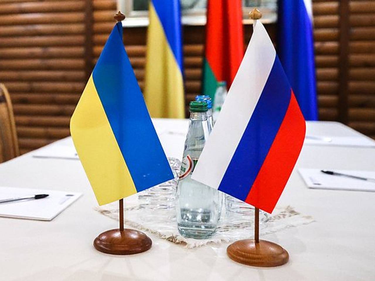 Названа дата третьего раунда переговоров России и Украины