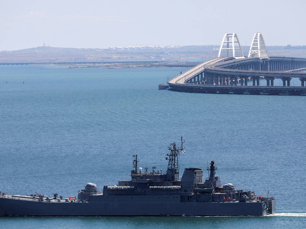 В России заявили о запуске ВСУ крылатых ракет в направлении Крымского моста