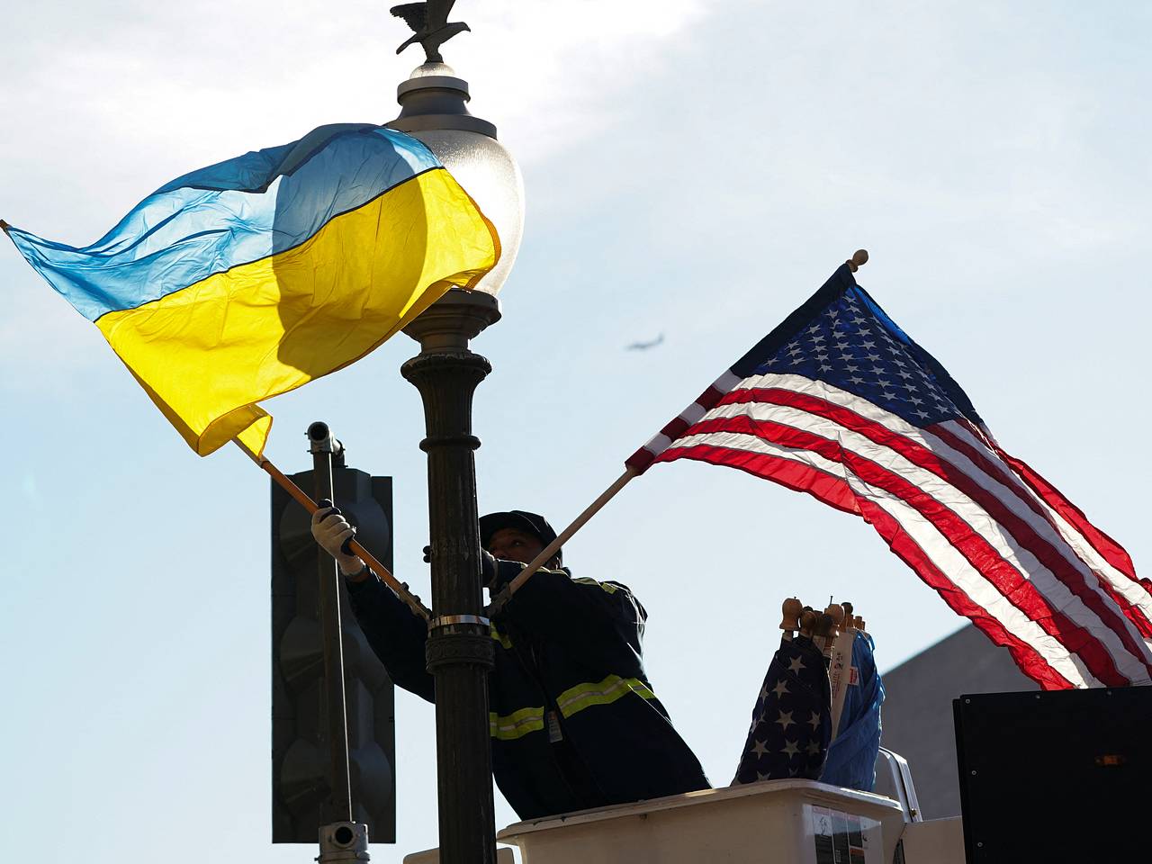 США захотели провести консультации между Россией и Украиной перед основным саммитом