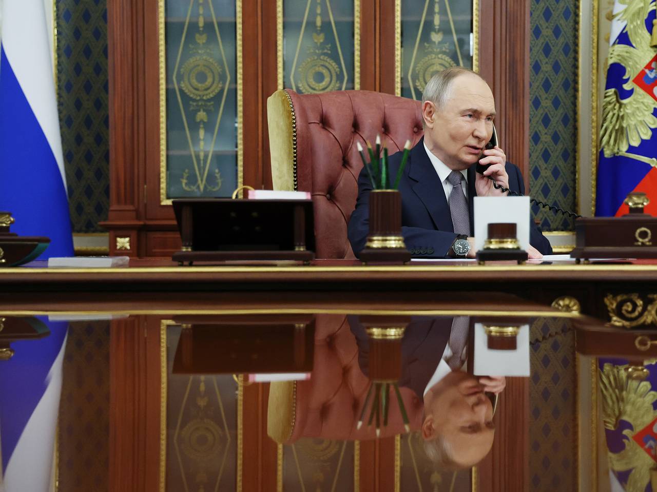Путин поговорил с иранским коллегой