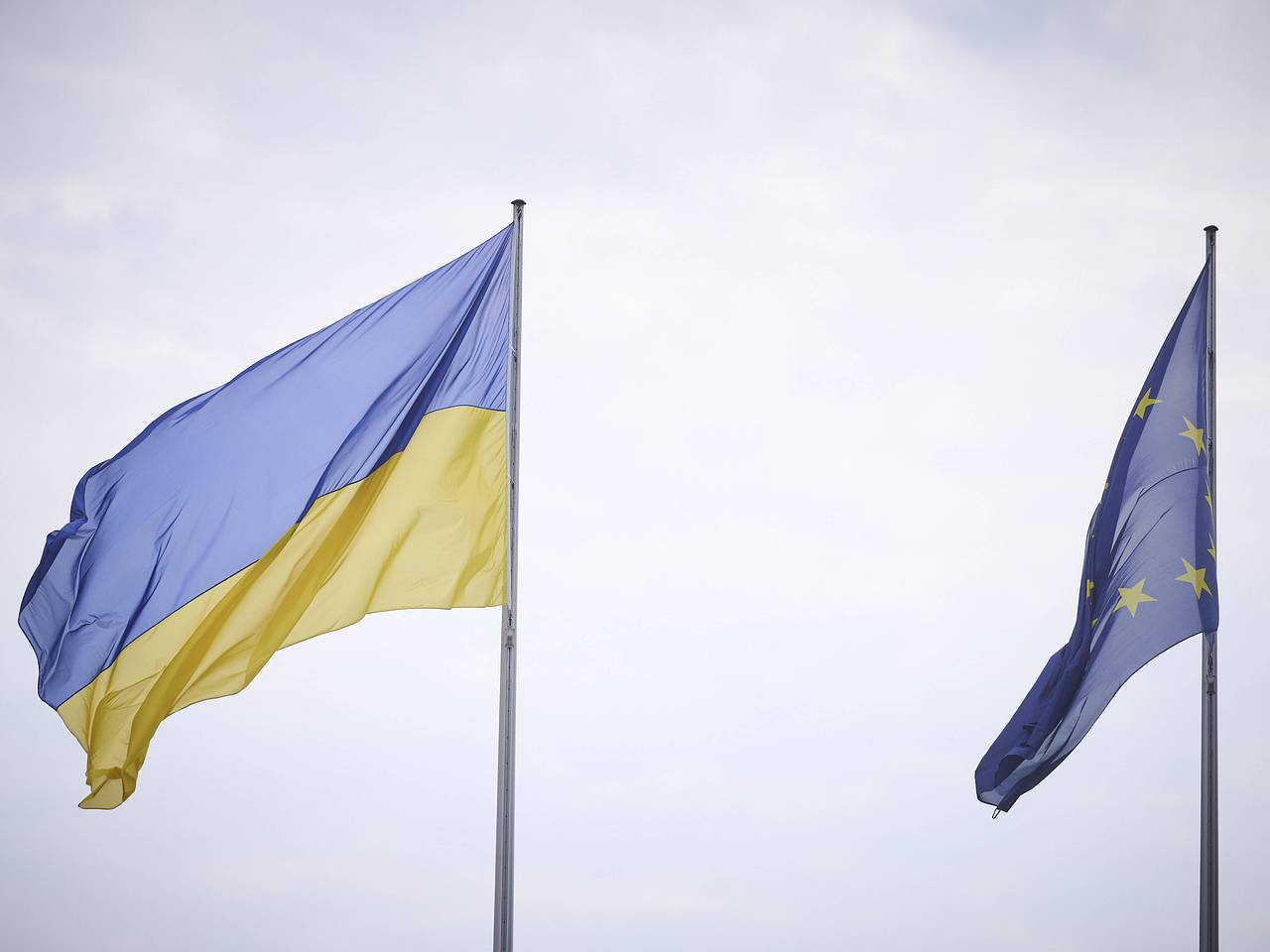 В Венгрии пожаловались на количество полученных Украиной денег от ЕС