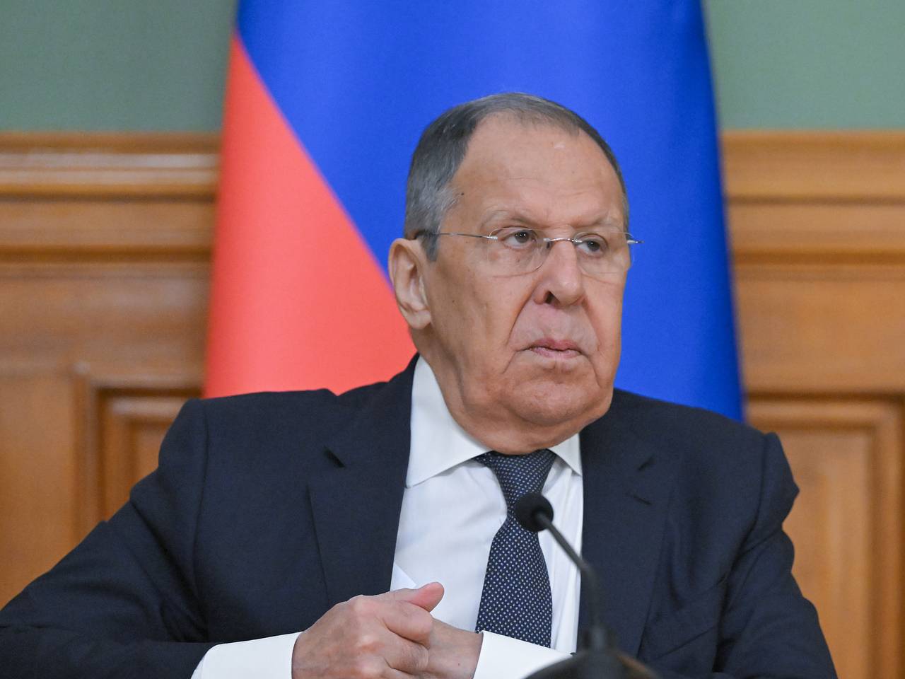 Лавров прокомментировал условия Зеленского для ведения переговоров по Украине