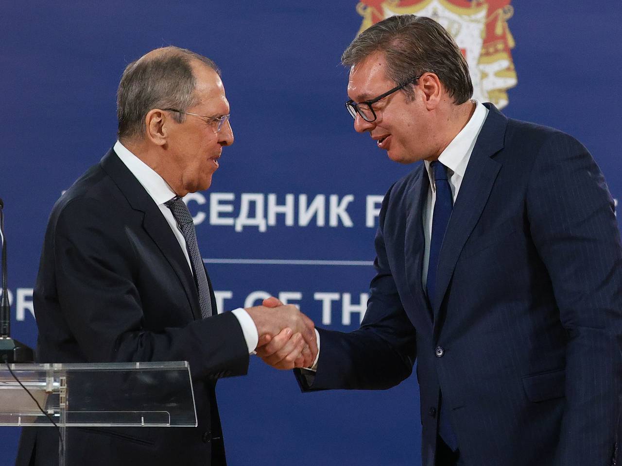 Вучич сердечно поговорил с Лавровым