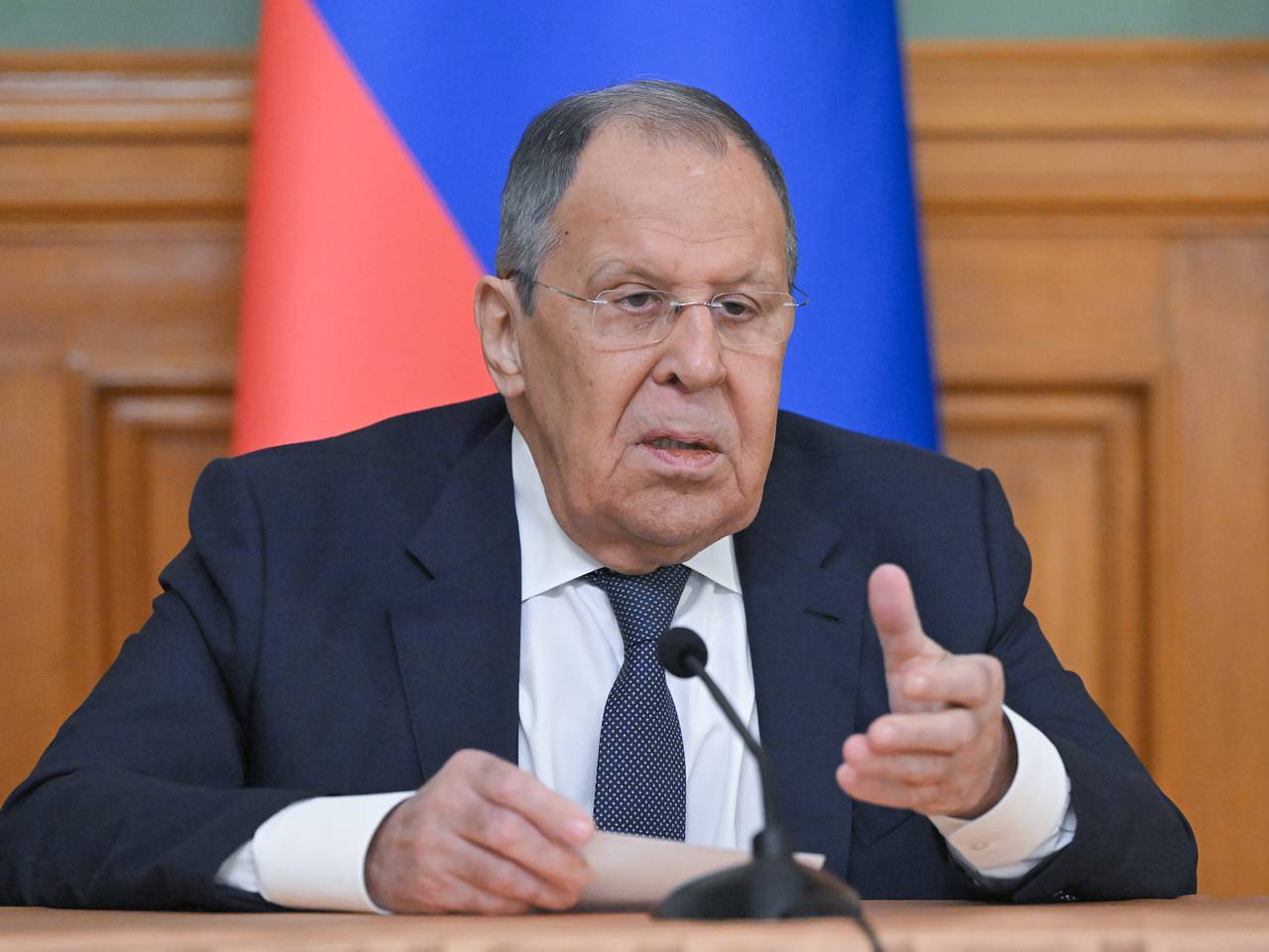 Лавров назвал препятствия для встречи Путина и Зеленского