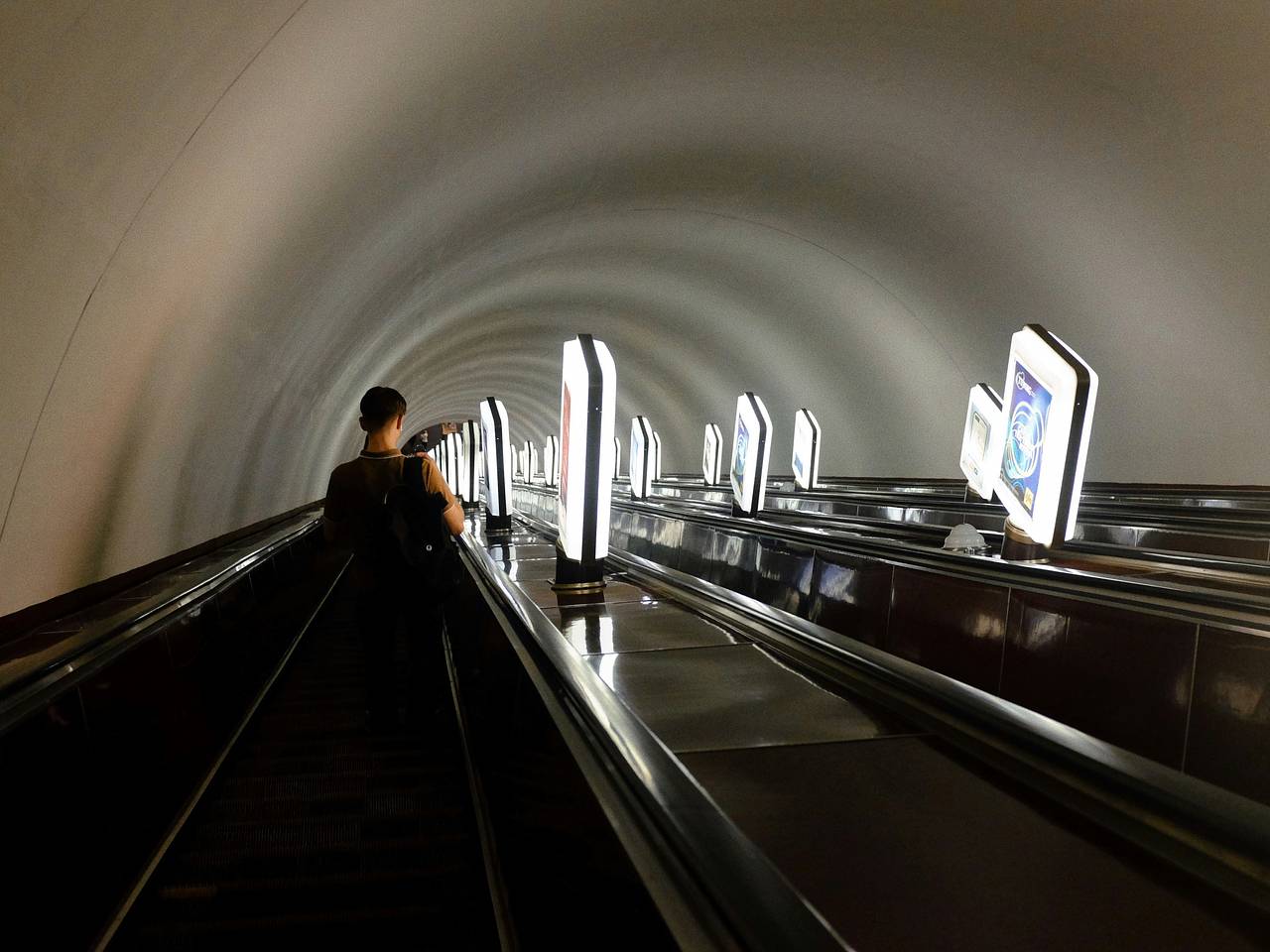 Жители Киева приготовились ночевать в метро
