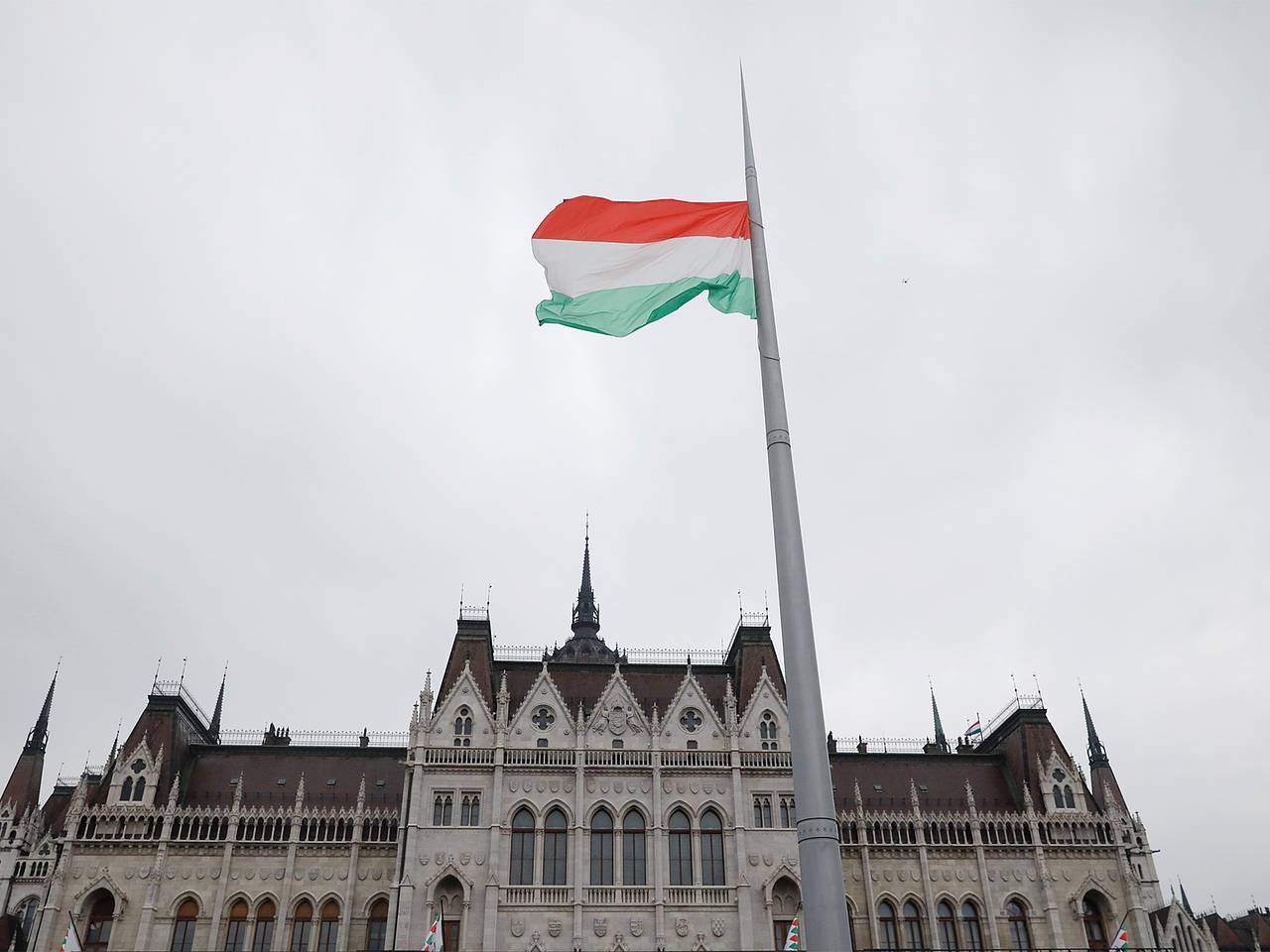 Значение Венгрии для Украины раскрыли
