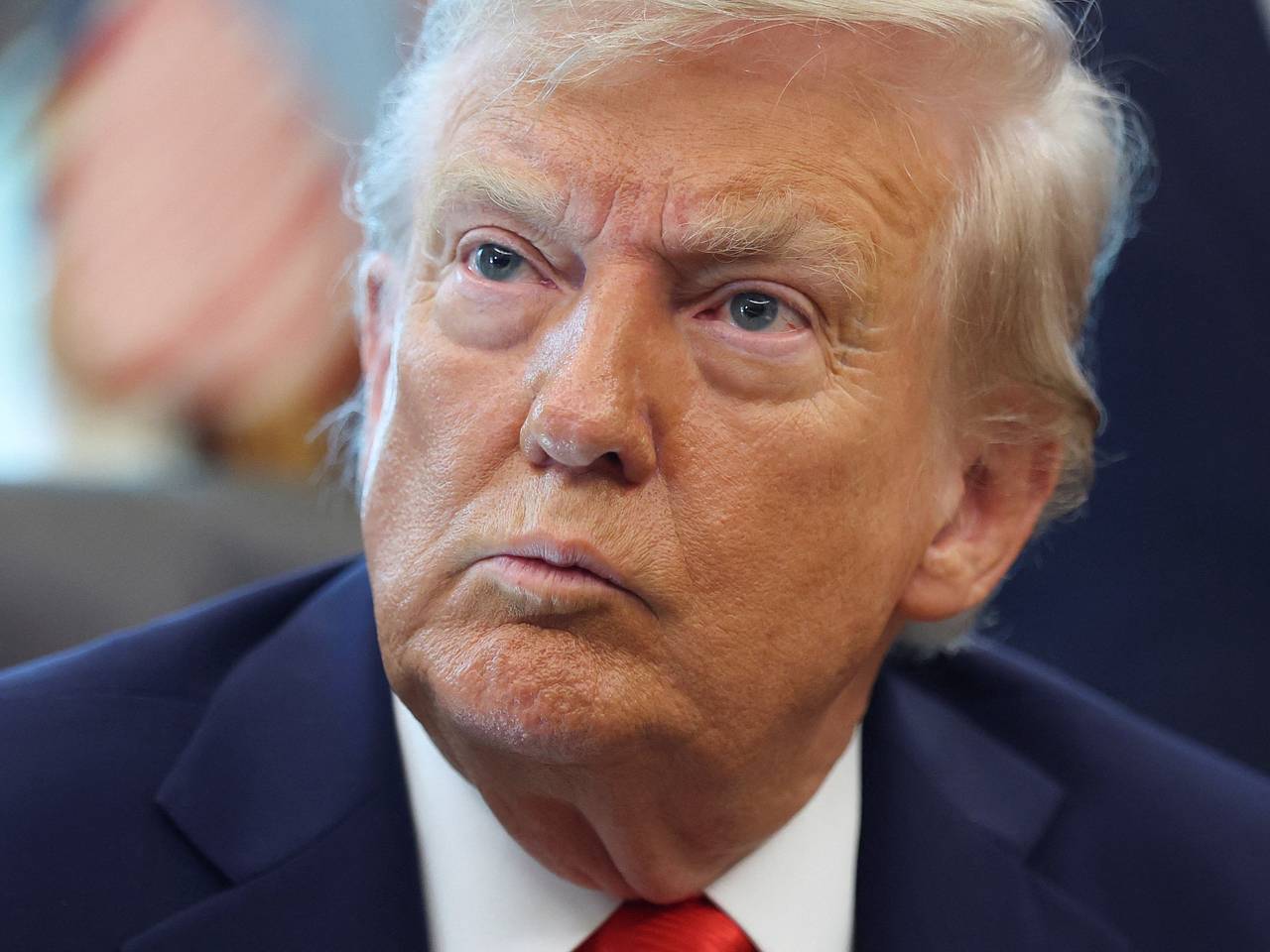 Трамп несколько раз позвонил премьеру Индии и не дозвонился