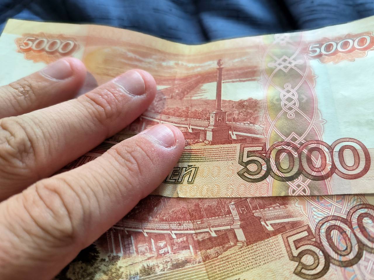 Раскрыто число получающих пенсию по старости досрочно россиян