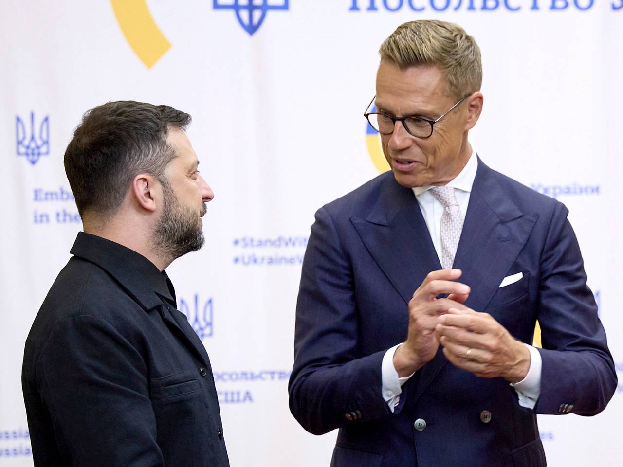 Президент Финляндии рассказал о тесном контакте с Зеленским