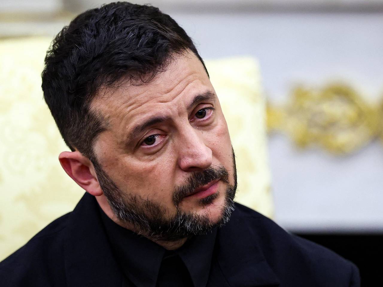Зеленский прокомментировал массовый отъезд молодежи после снятия ограничений