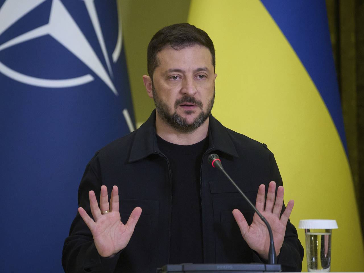 МИД России уличил Зеленского в попытке сместить фокус с проблемы русского языка на Украине