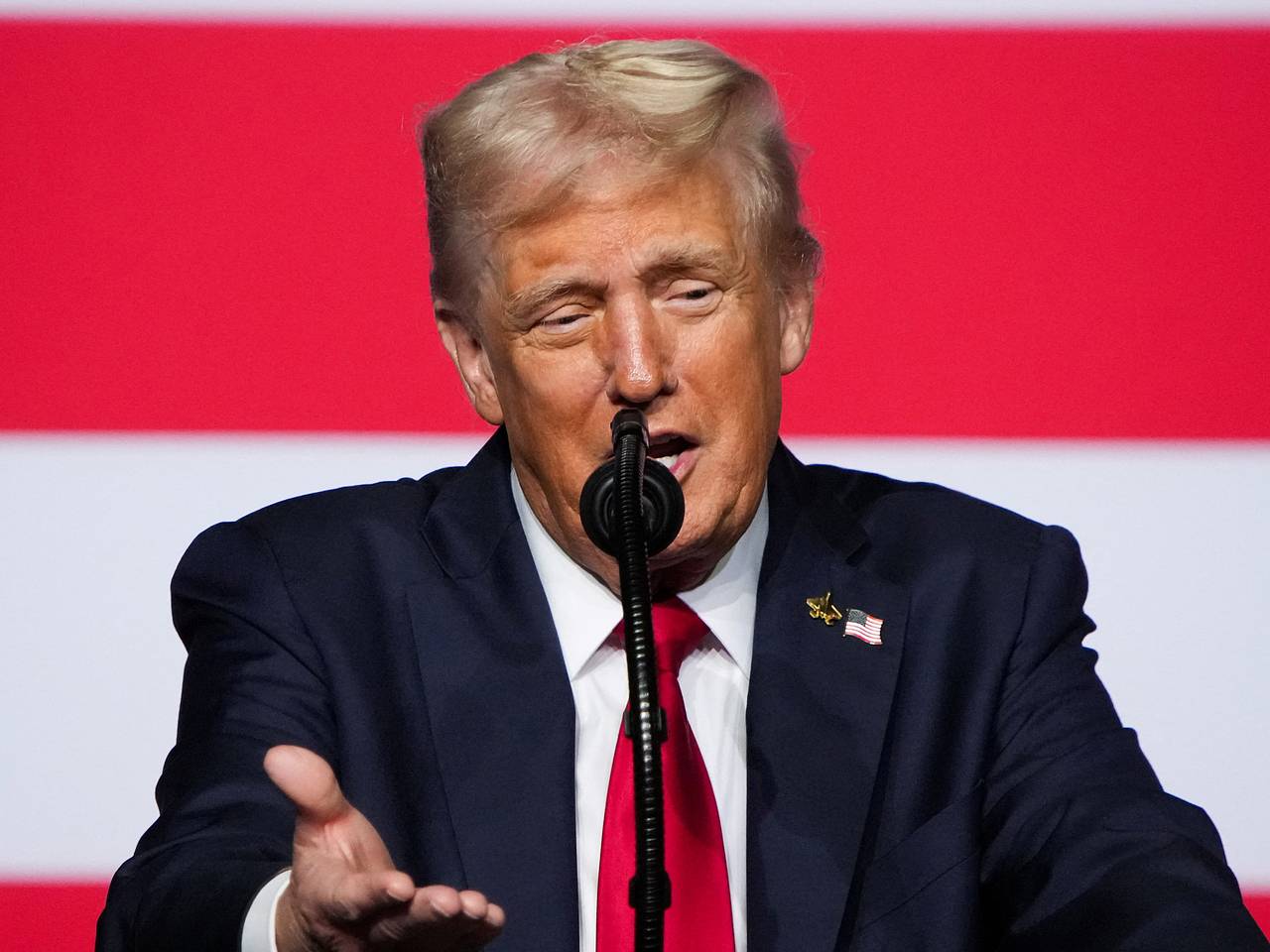 Трамп вновь предложить Канаде войти в состав США