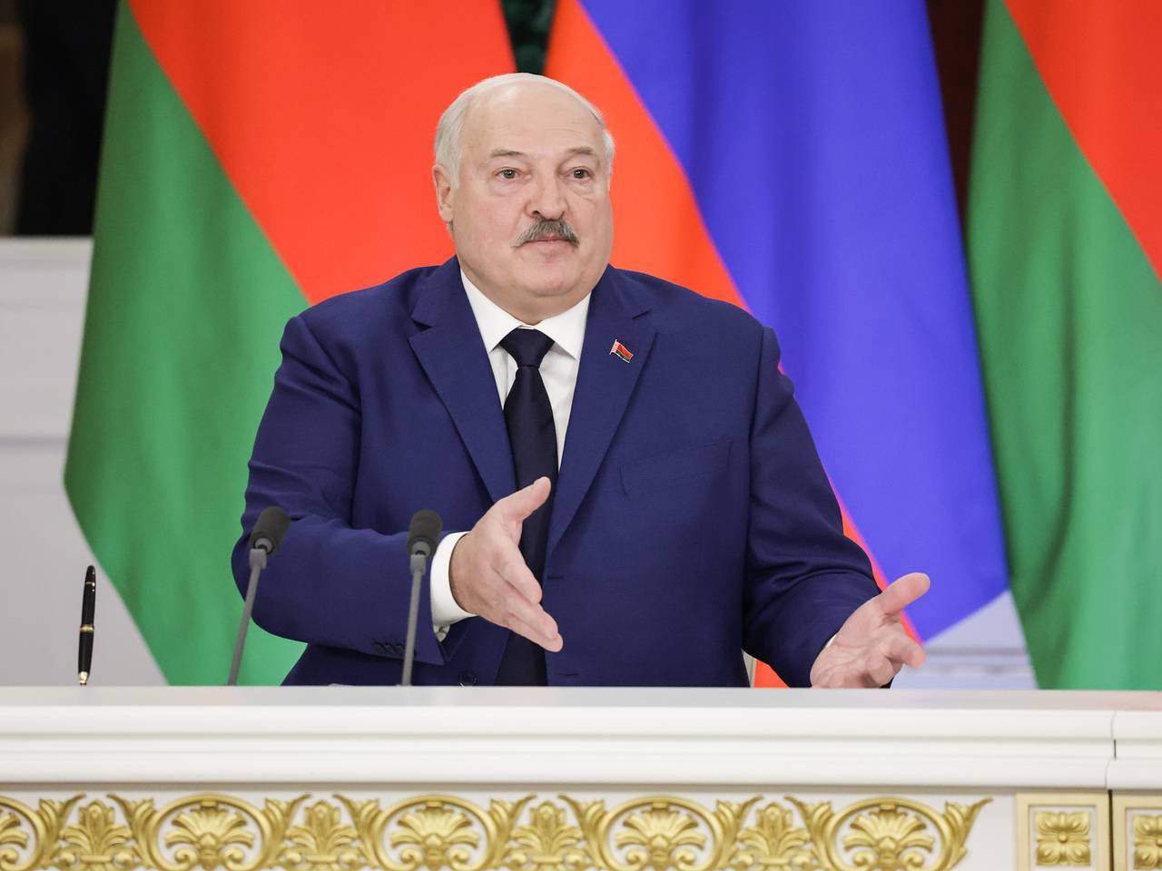Лукашенко заявил о готовности помогать развитию Херсонской области