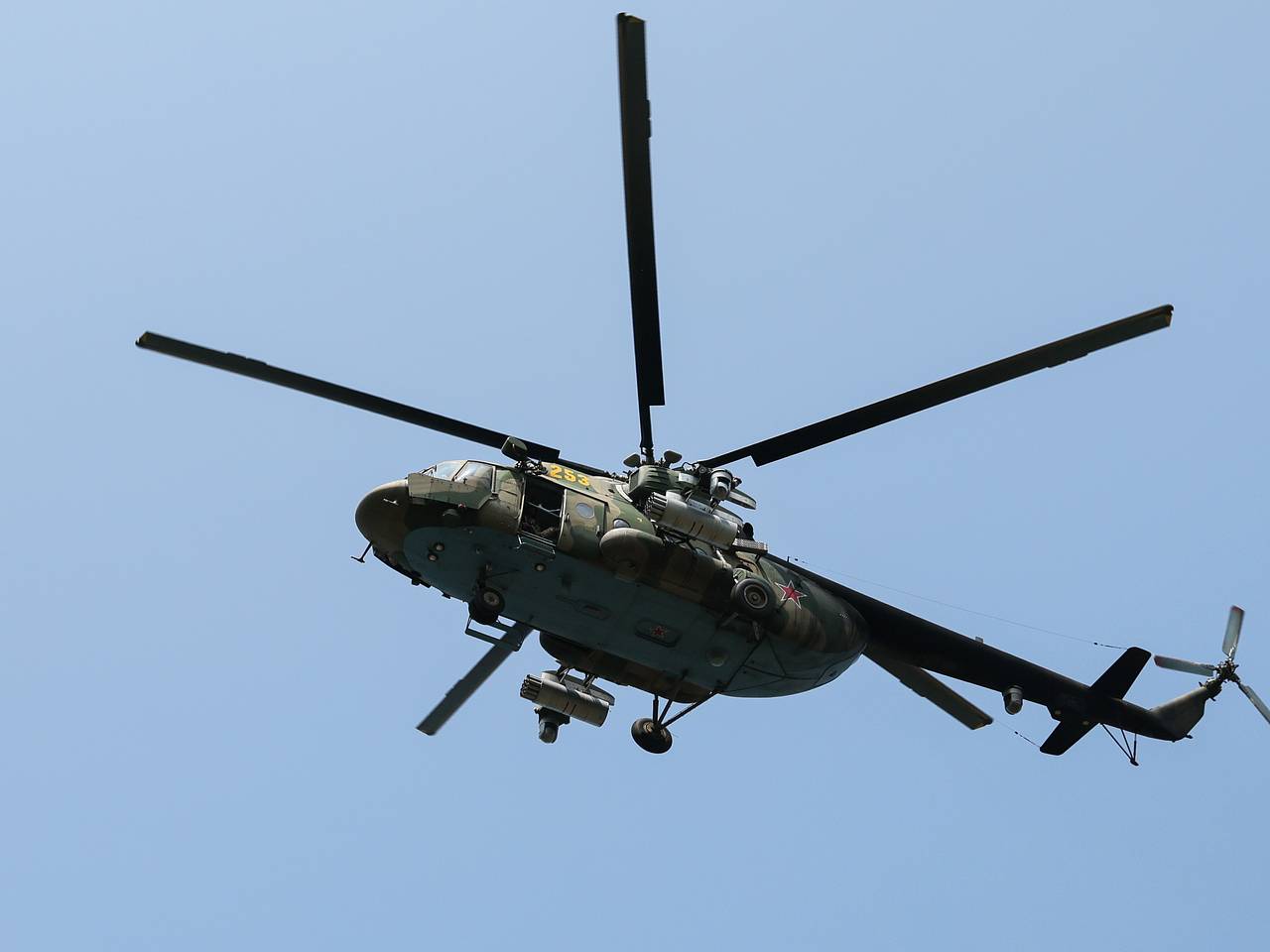 Вертолет Ми-8 был сбили украинским FPV-дроном