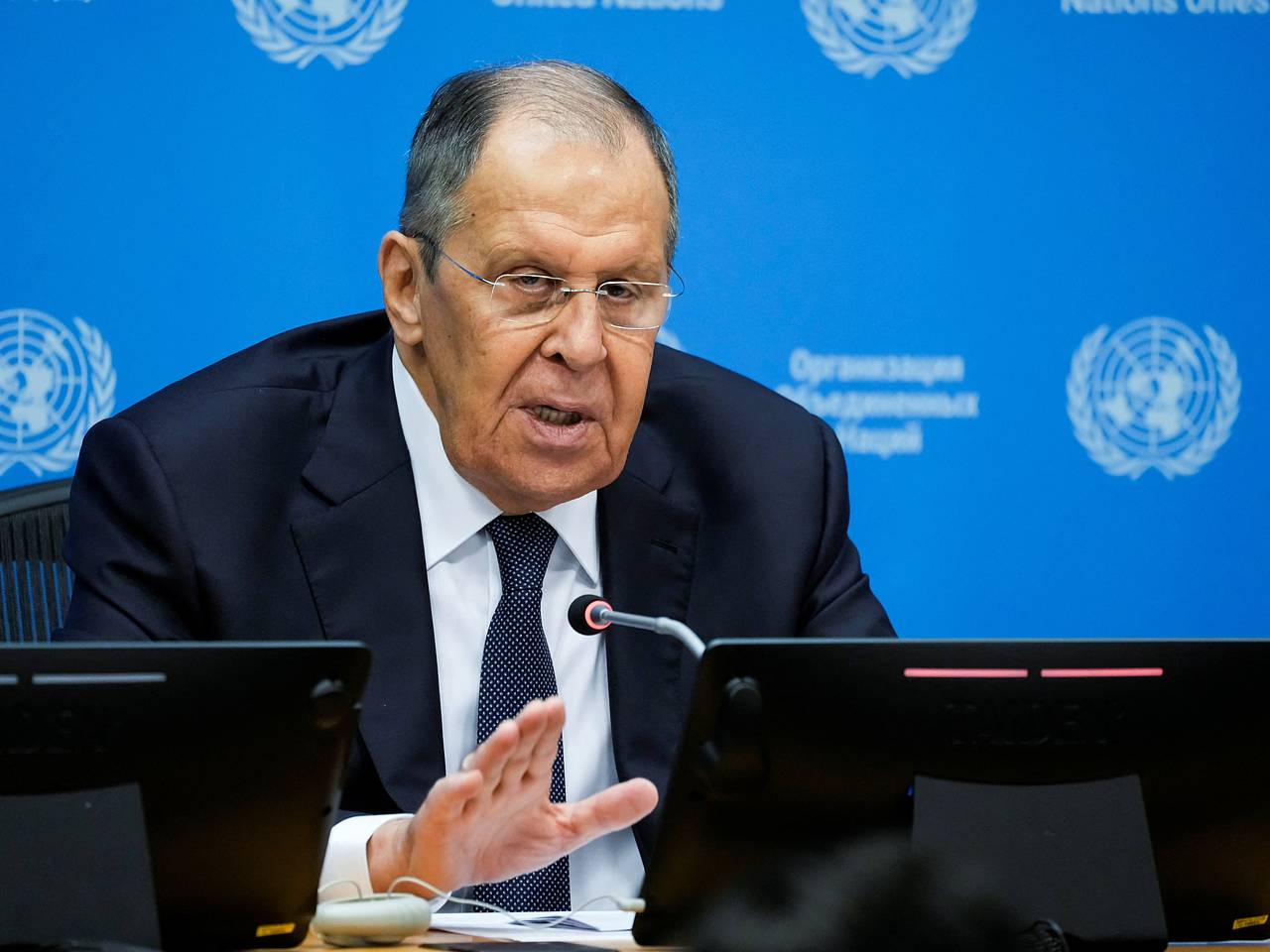 Лавров предупредил о последствиях ударов извне по объектам в воздушном пространстве России