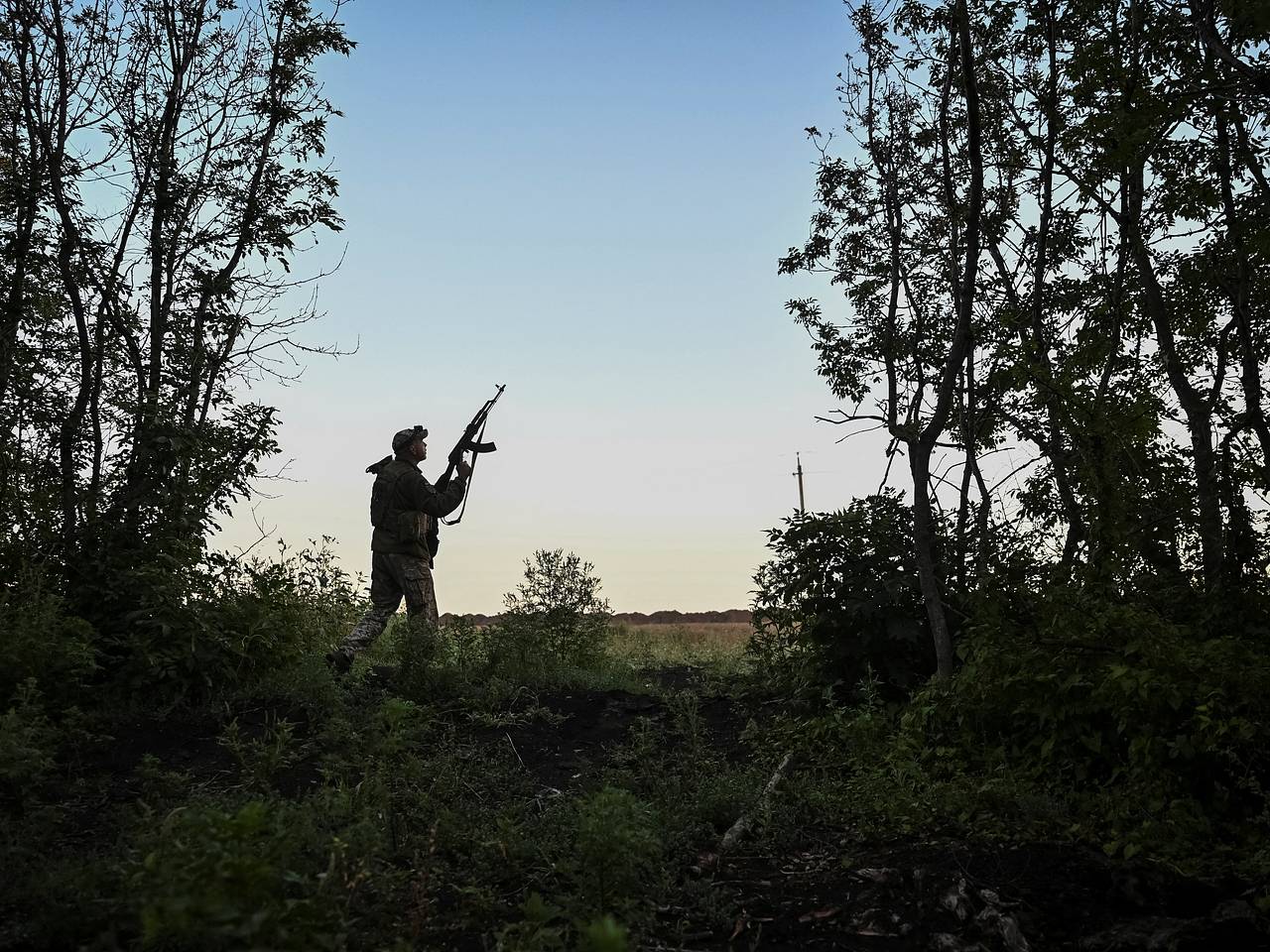 Появились признаки сдачи Славянска украинскими войсками