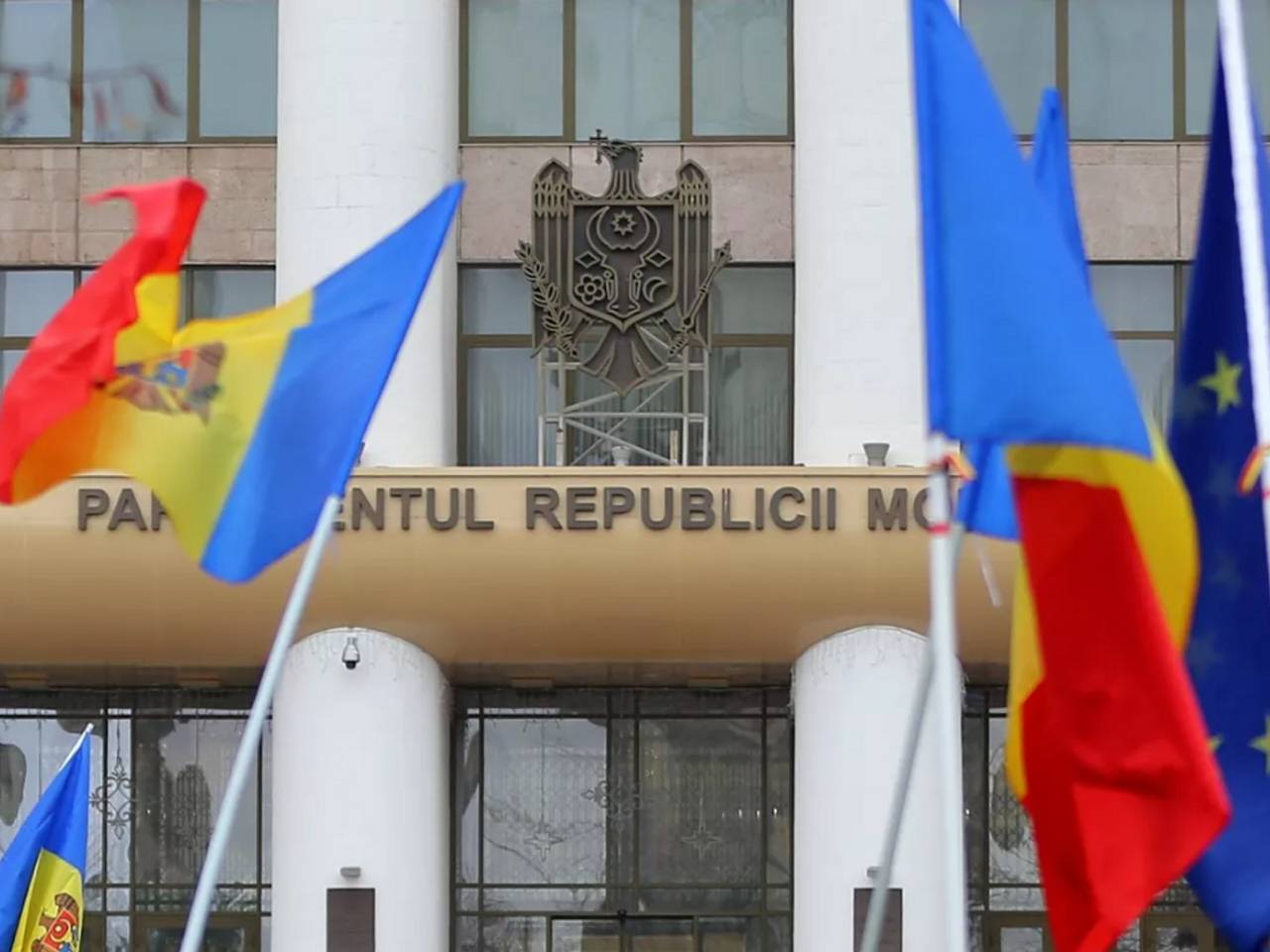 Партия желавшей аннексировать часть Украины женщины поборется за власть на выборах