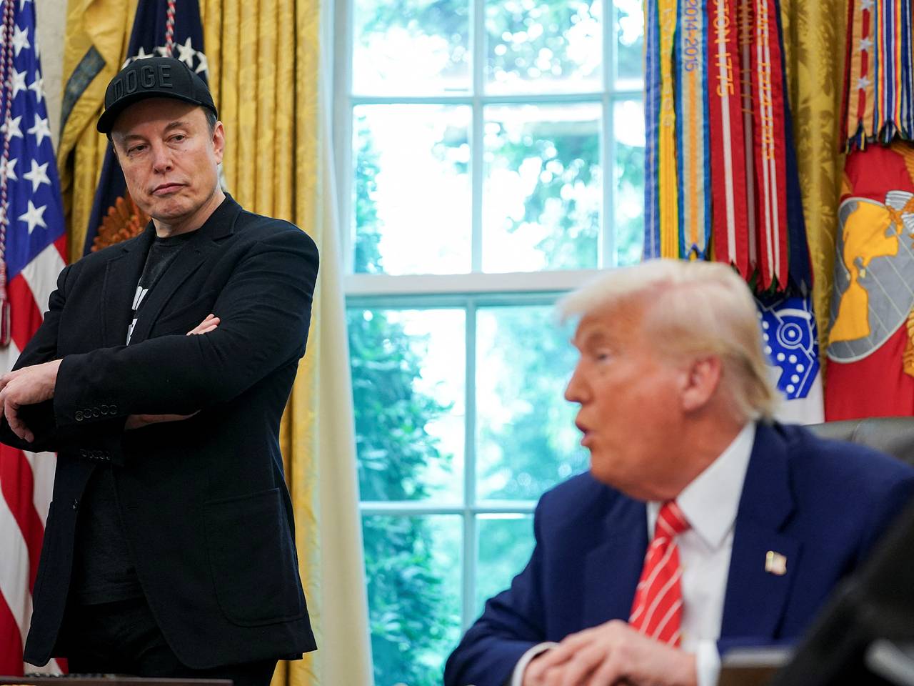 Трамп и Маск сели вместе на панихиде по Кирку после июльского конфликта
