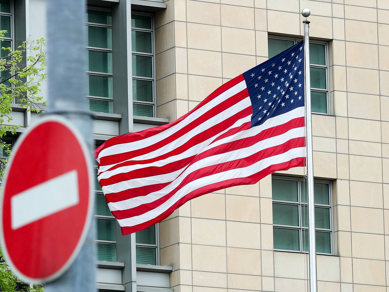 В США захотели прекратить любую торговлю с Россией