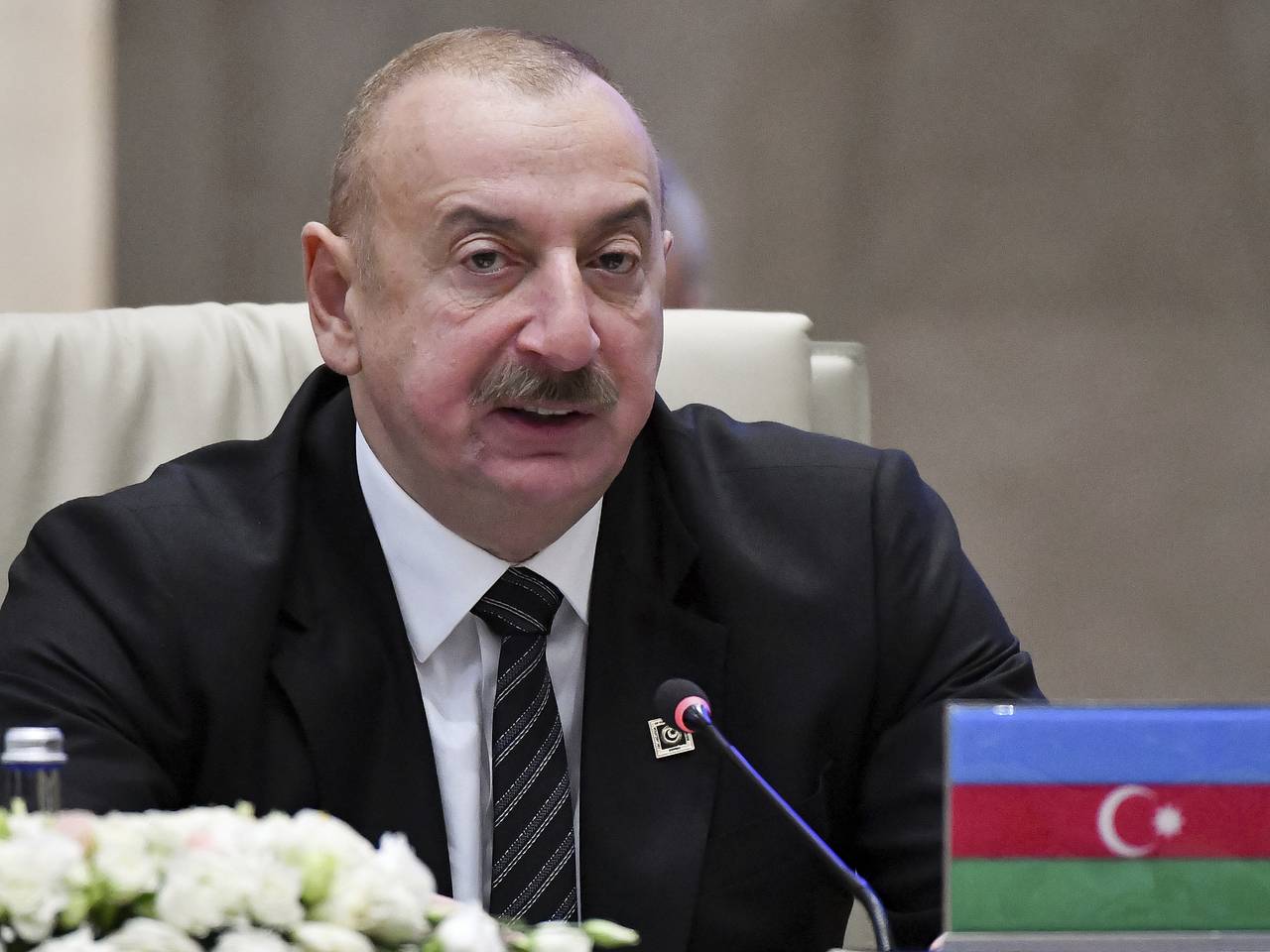 Алиев поздравил Пакистан с победой над Индией