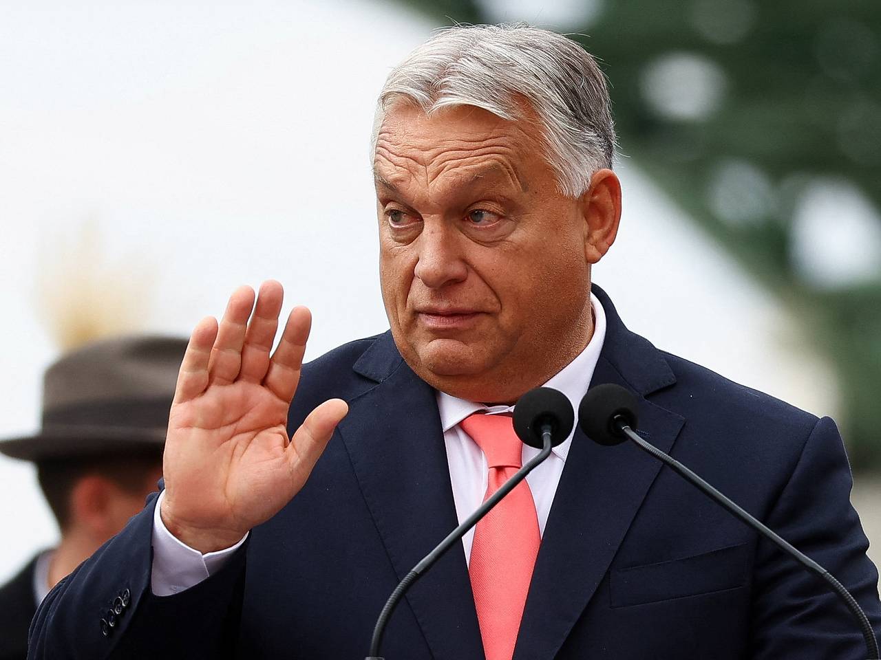 Орбан ответил Зеленскому на обвинения в якобы нарушении границы Украины