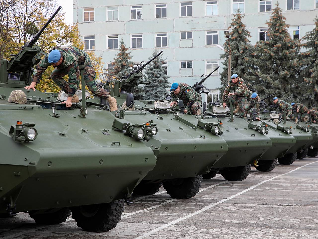 ЕС уличили в подготовке еще одной страны к войне с Россией