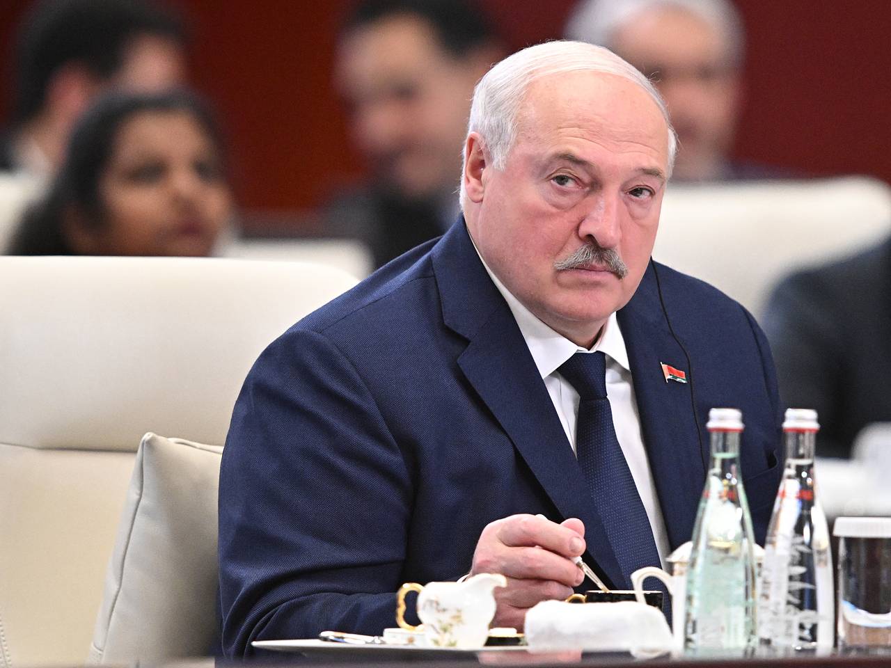 Лукашенко ознакомил премьер-министра с «косяками»