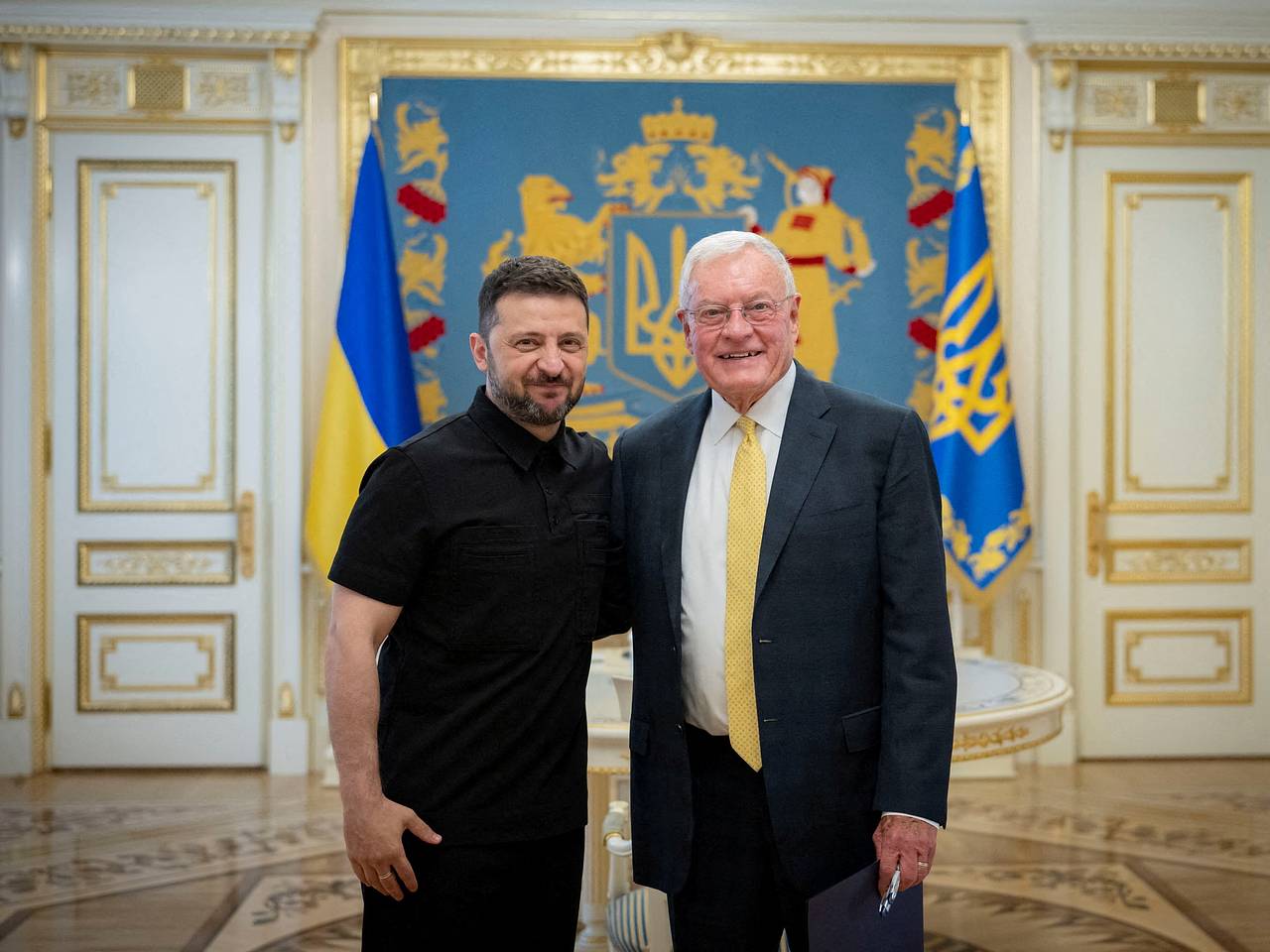 Зеленский назвал темы переговоров со спецпредставителем Трампа