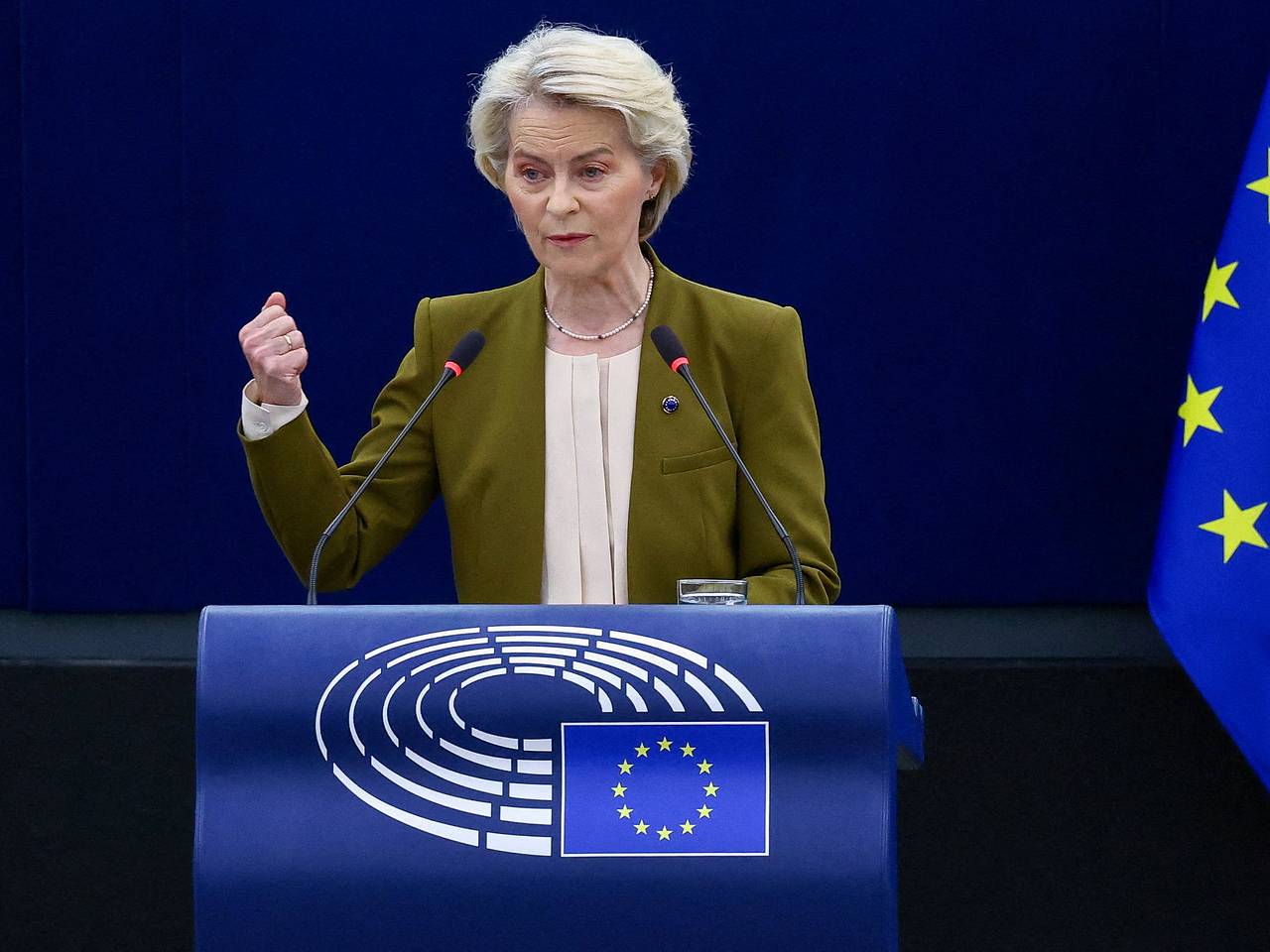 Фон дер Ляйен призвала ЕС принять санкции против России