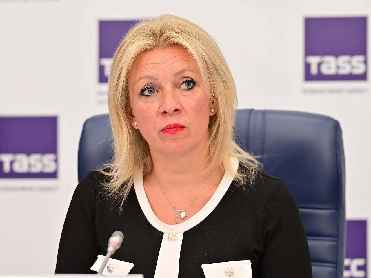 Захарова ответила на обвинения в адрес России после расправы над сторонником Трампа