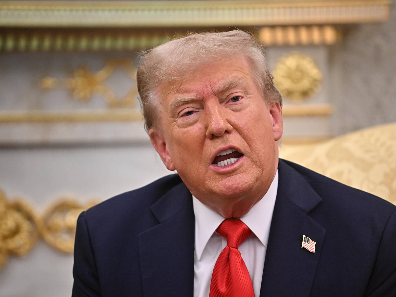 Трамп решил послать сигнал миру