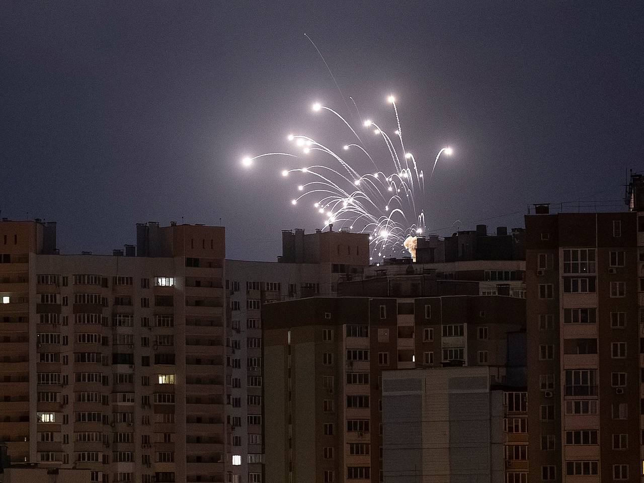 Жители Харькова сообщили о массированном ударе по городу