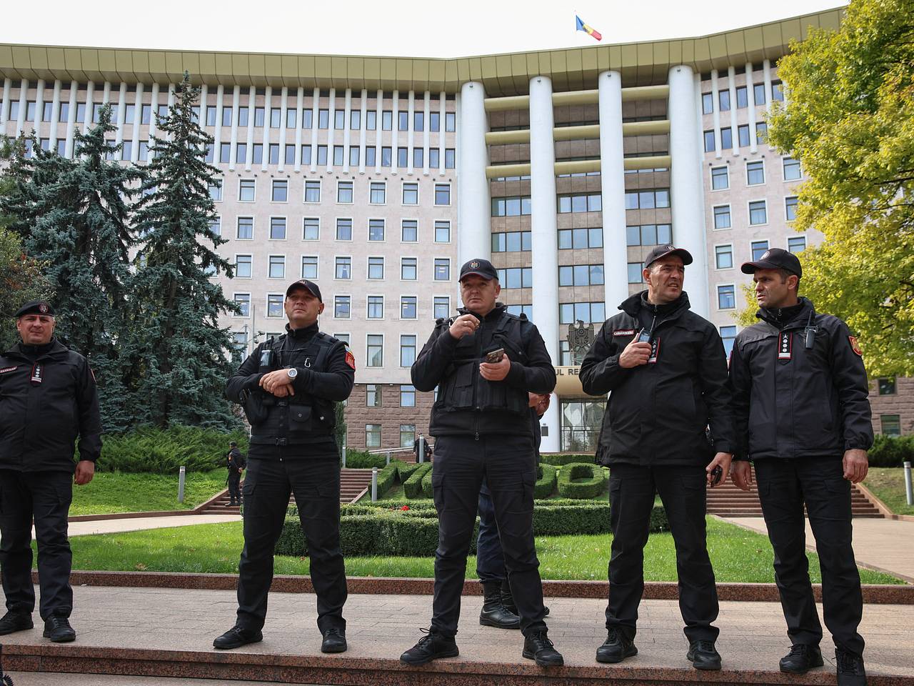 В Молдавии на следующий день после выборов устроили обыски по делу о финансировании партий