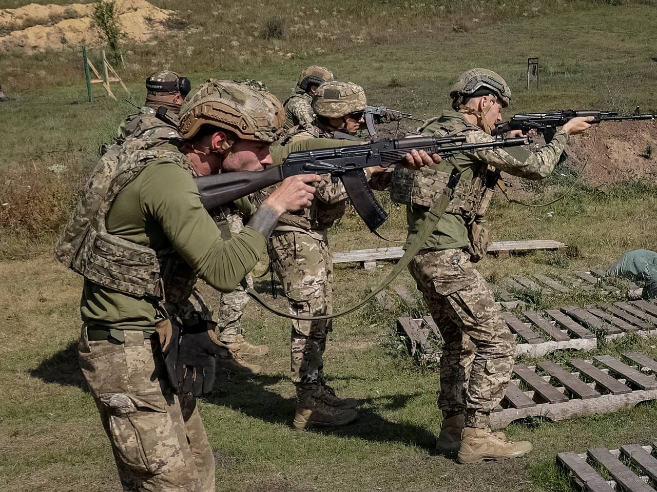 В МИД объявили о новом этапе «войны до последнего украинца»