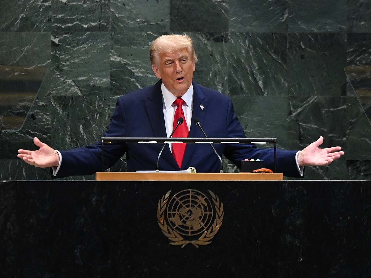 Трамп допустил отказ Венгрии от покупки нефти из России