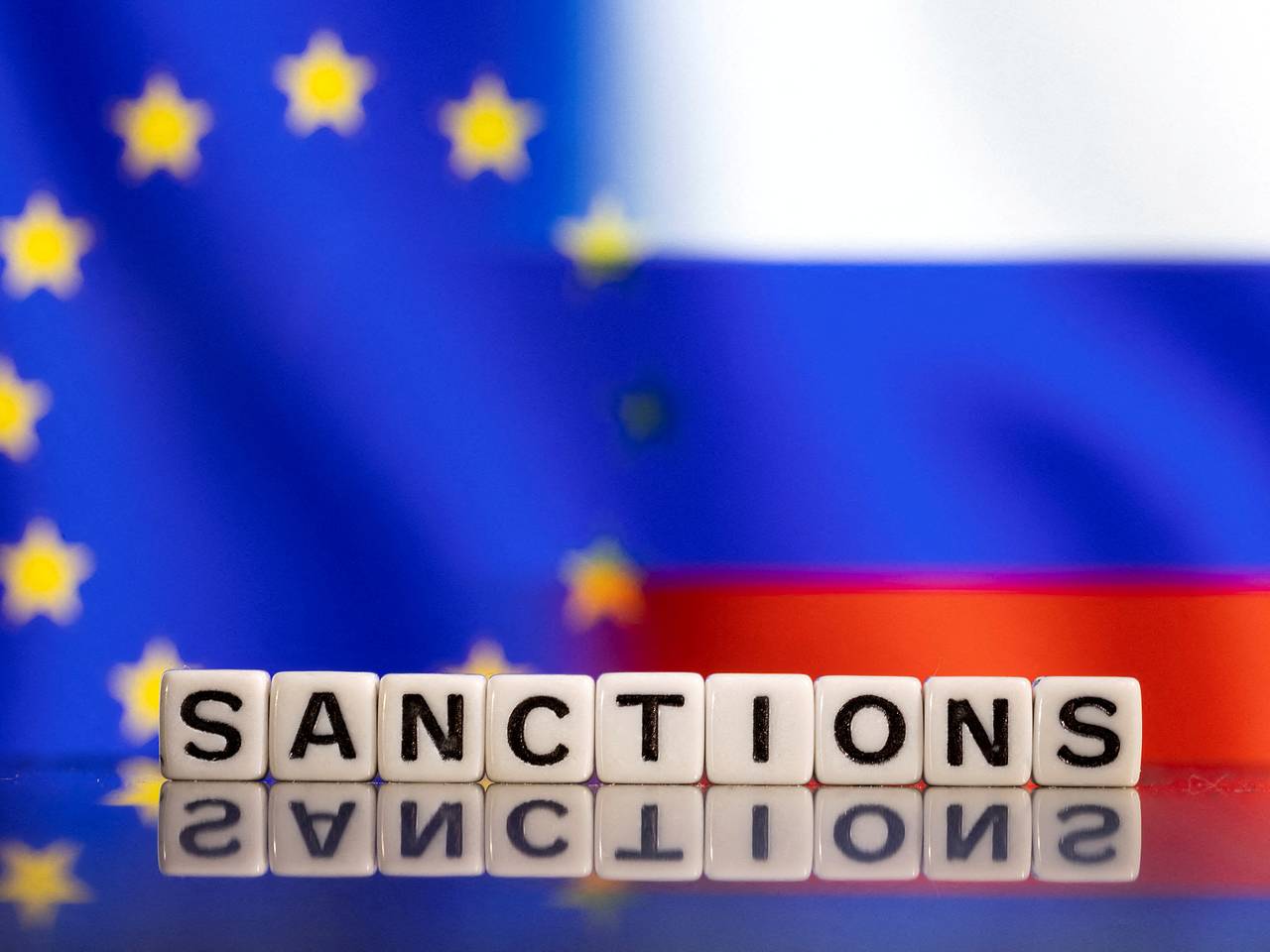 Де Голль оценил последствия санкций против России