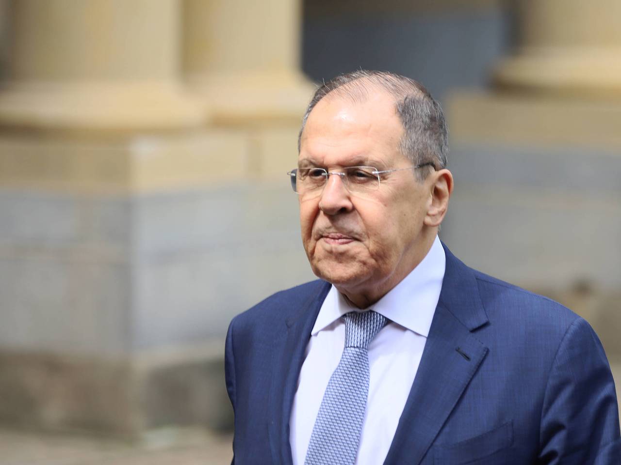 Лавров похвалил Индию за нежелание «прогибаться» под США