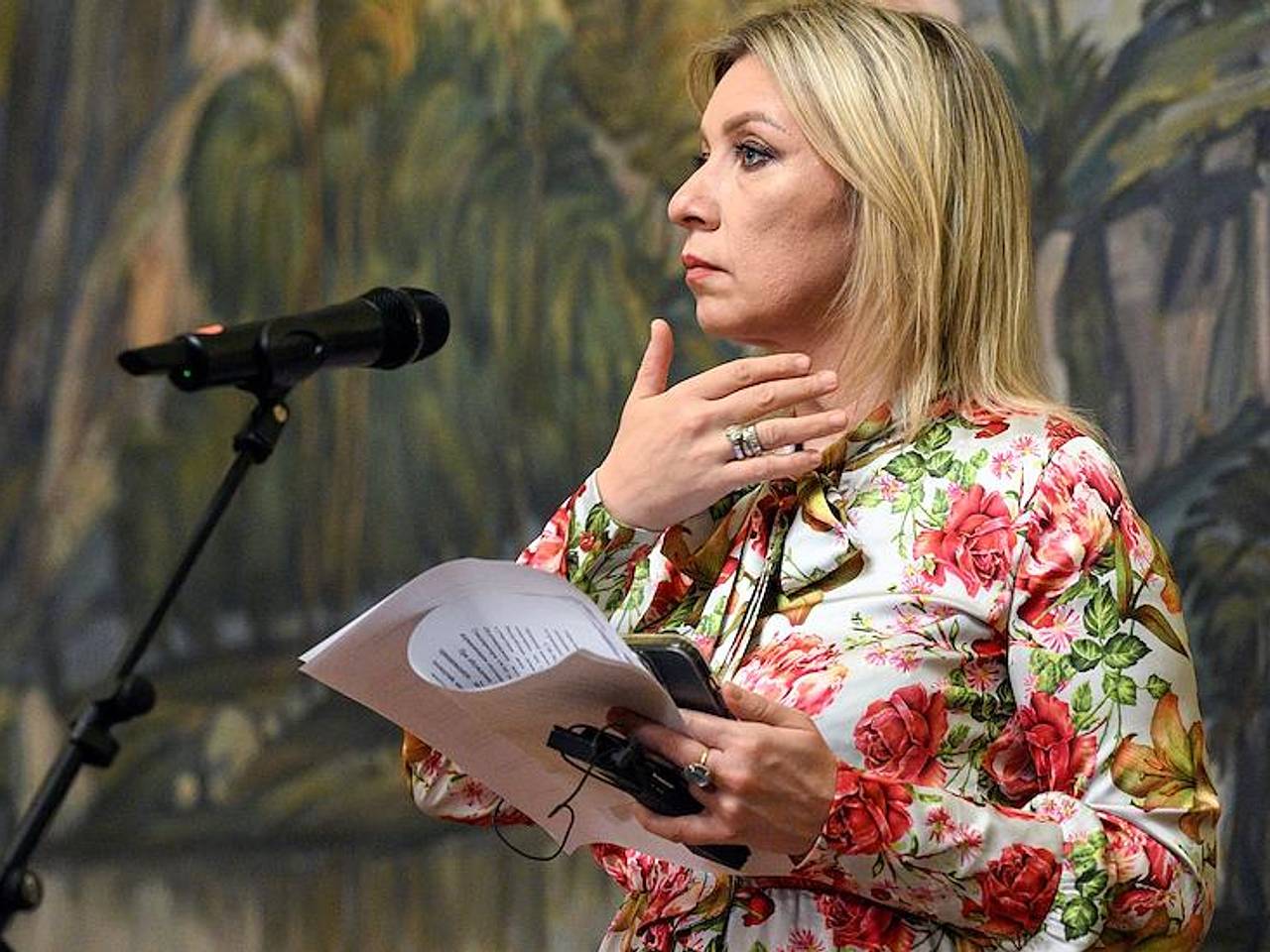 В МИД назвали неонацизмом планы Латвии выдворить россиян