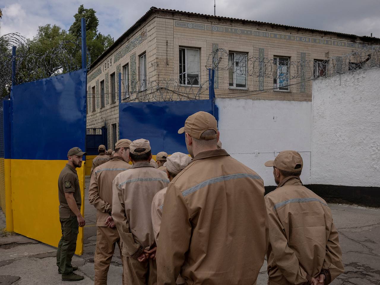 Предложение Киева оказать помощь вернувшимся из Польши украинцам высмеяли