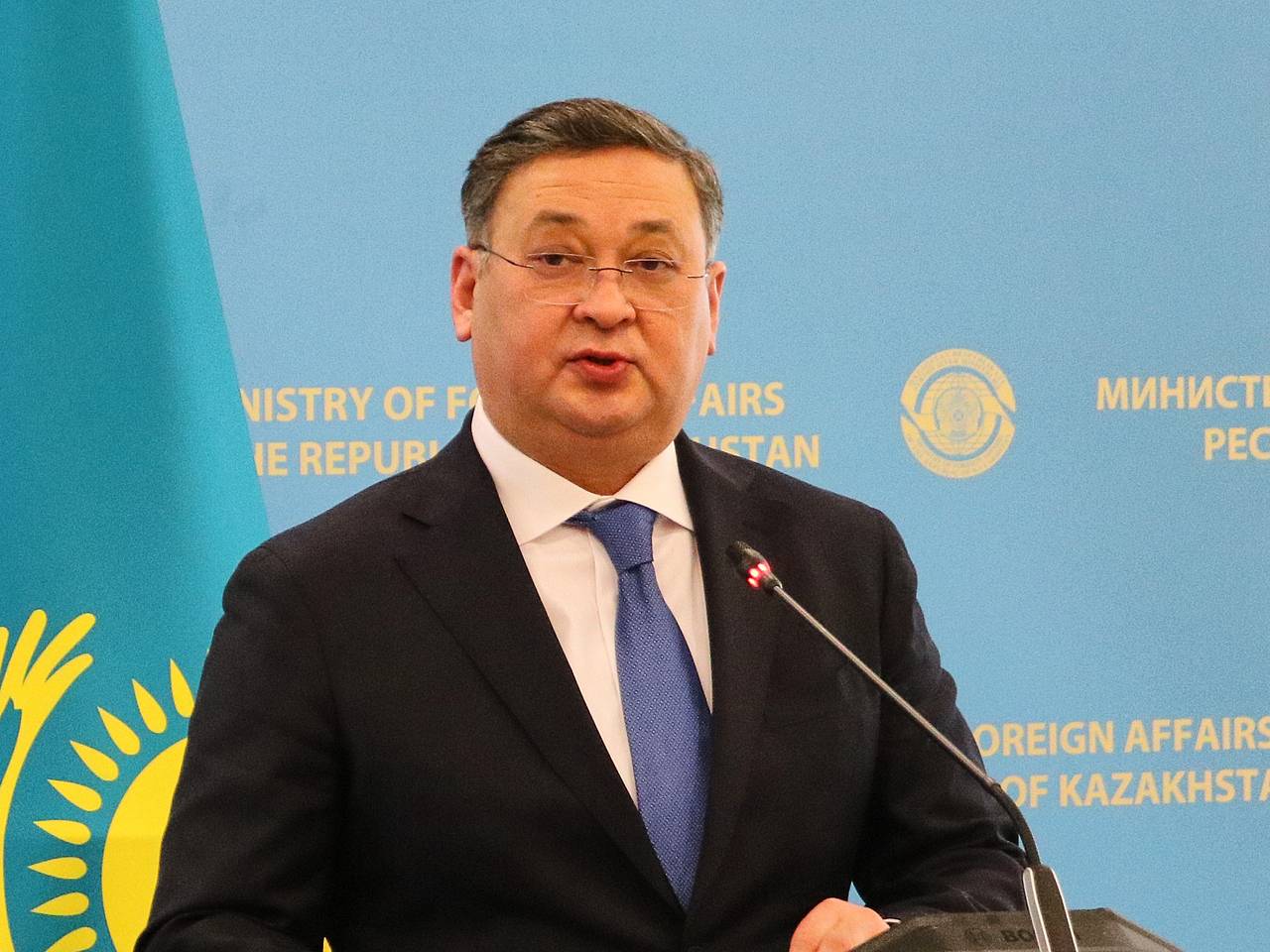 В Казахстане задержали главу МИД и бизнесмена