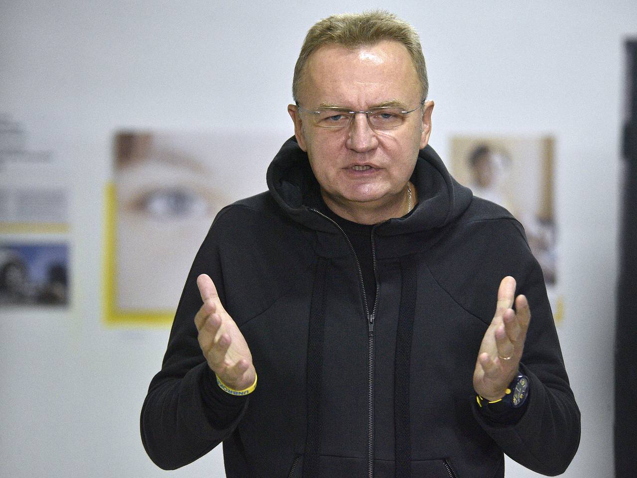 Мэр Львова нашел у себя прослушку после визита премьер-министра Украины