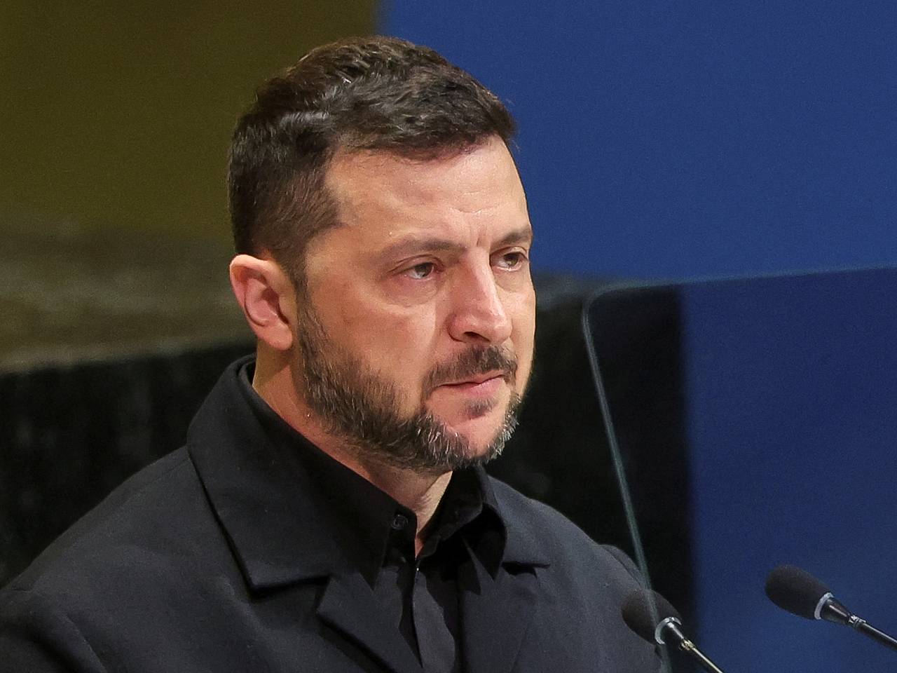 Зеленский назвал Путина и Лукашенко «старыми дедами»