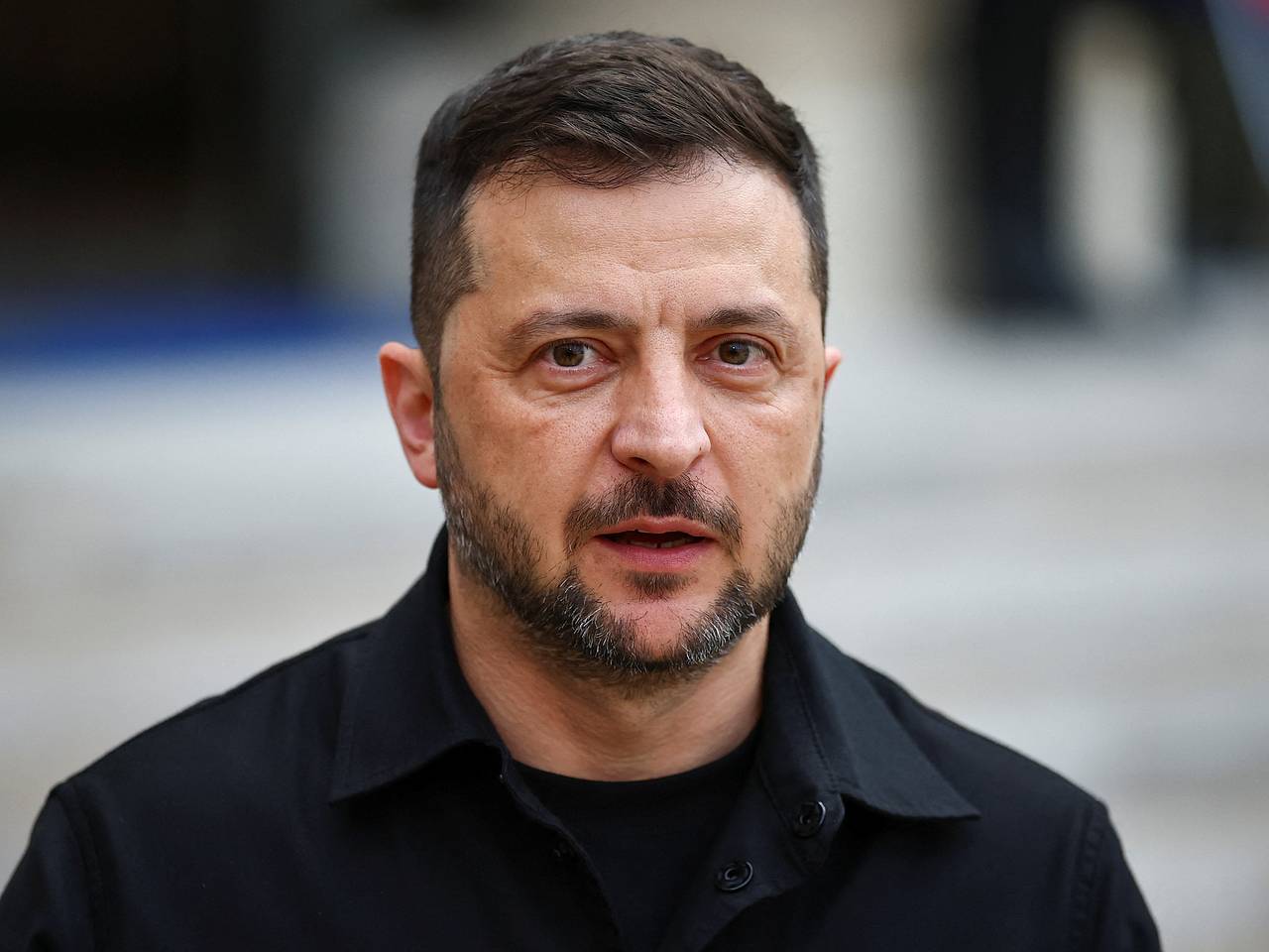 Зеленский двумя буквами объяснил перспективы конфликта с Россией