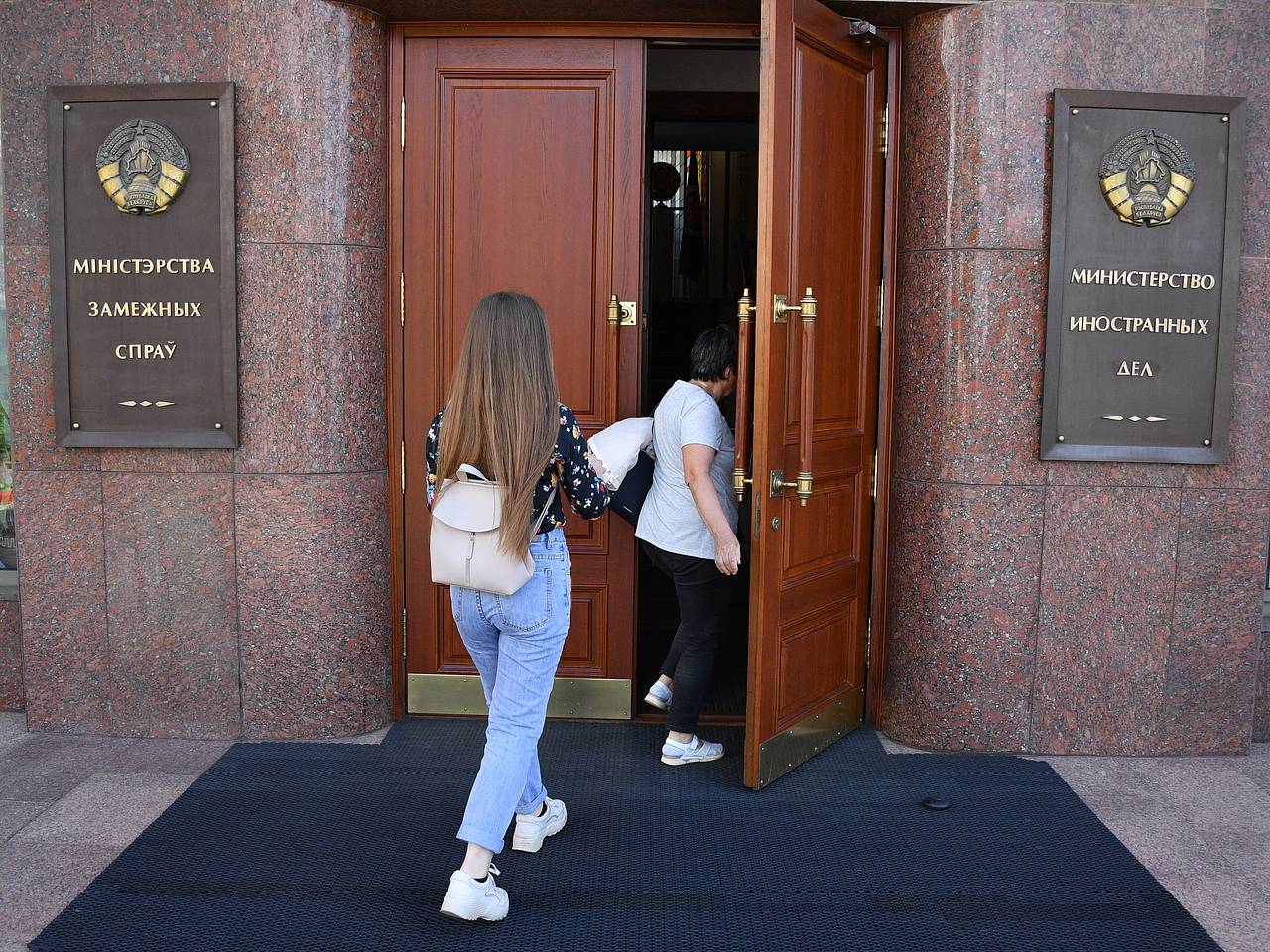 В Белоруссии объявили персоной нон грата одного европейского дипломата