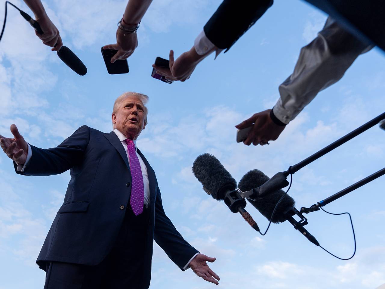 Верховная Рада не захотела номинировать Трампа на Нобелевскую премию мира
