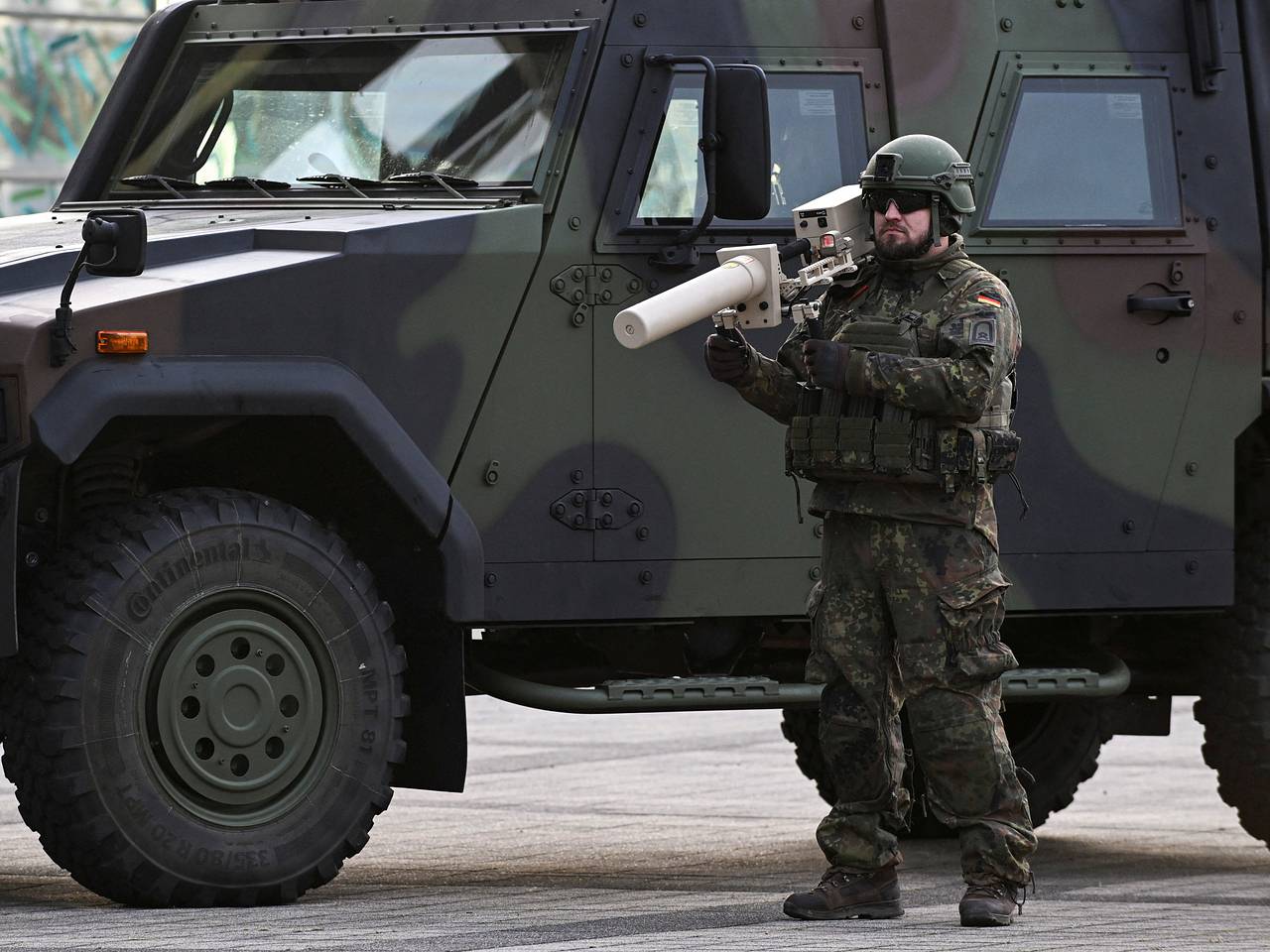 Германия решилась на уничтожение неопознанных дронов